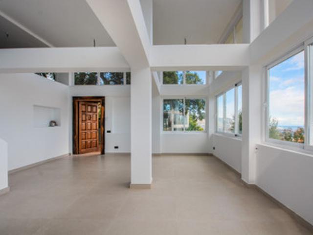 Middle Floor Apartment in La Mairena
