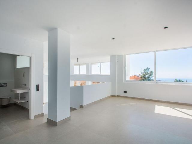 Middle Floor Apartment in La Mairena