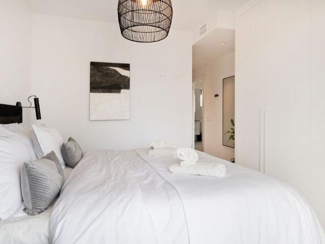 Middle Floor Apartment in La Campana