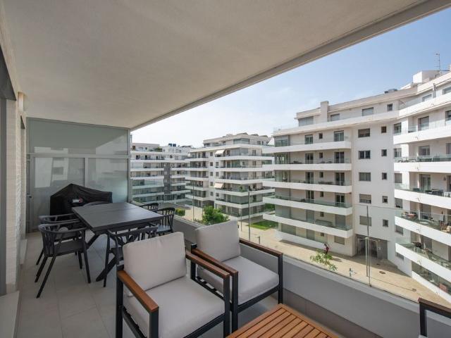 Middle Floor Apartment in La Campana
