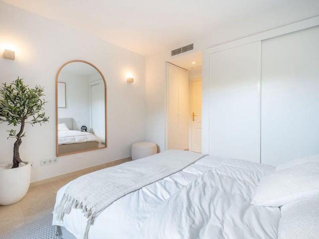 Middle Floor Apartment in La Quinta