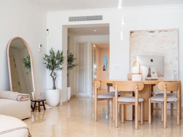 Middle Floor Apartment in La Quinta