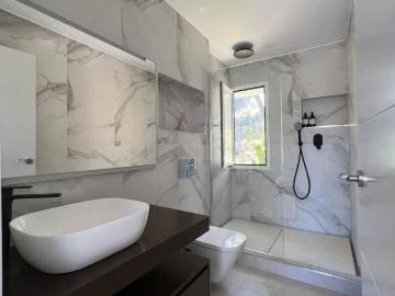 Middle Floor Apartment in La Quinta