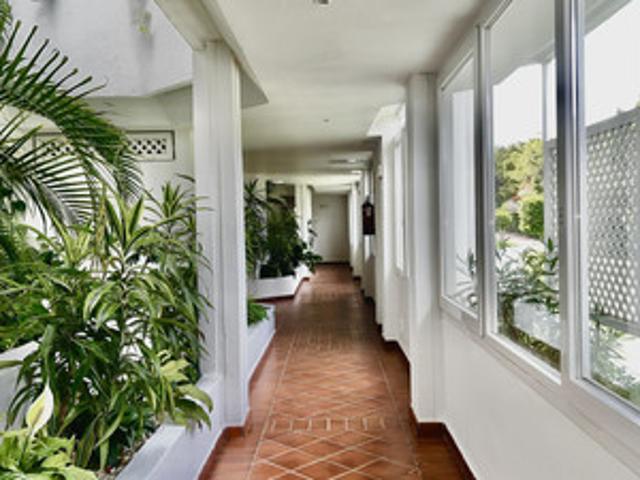Middle Floor Apartment in Puerto Banús