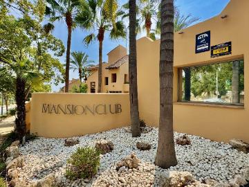 Middle Floor Apartment in Sierra Blanca