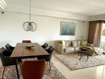 Middle Floor Apartment in The Golden Mile