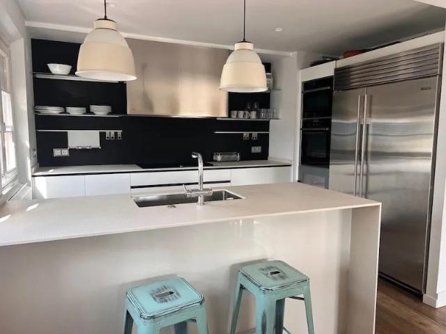 Middle Floor Apartment in The Golden Mile