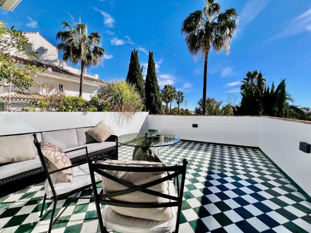 Middle Floor Apartment in The Golden Mile