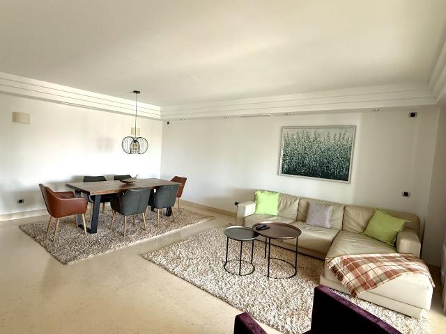 Middle Floor Apartment in The Golden Mile