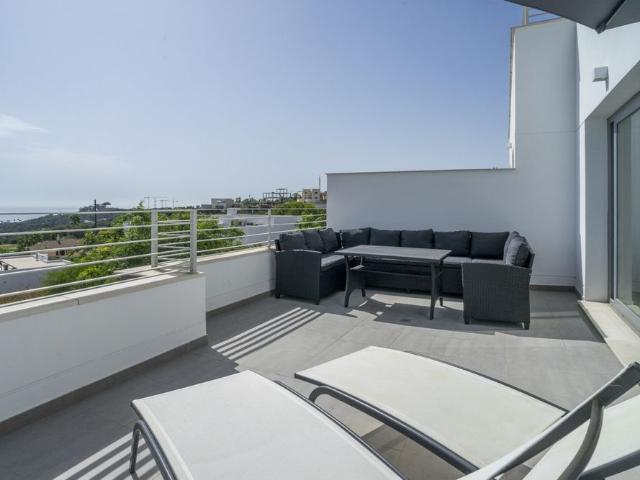 Middle Floor Apartment in Valle Romano