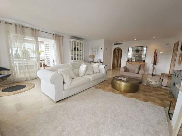 Middle Floor Apartment · La Mairena