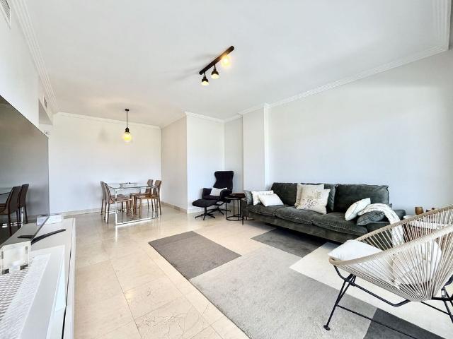 Middle Floor Apartment · Los Flamingos