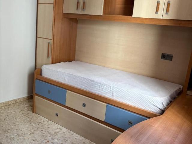 Middle Floor Apartment | Torre Del Mar | €1.300/Month