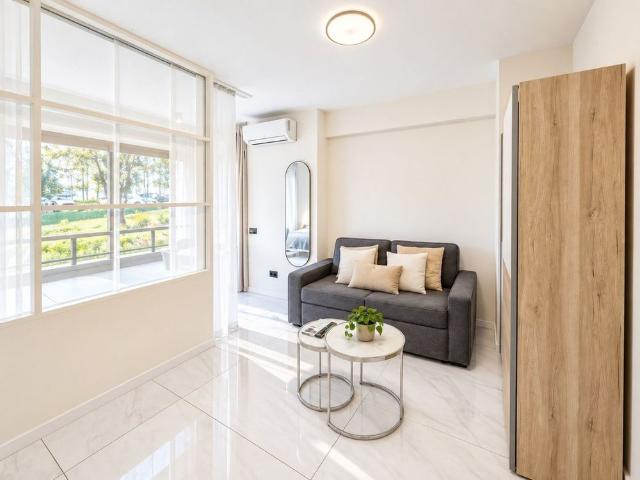 Middle Floor Studio · Nueva Andalucía