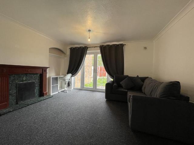 Middle Hay Close, Sheffield S14 1 bed semi detached house to rent £900 pcm £208 pw