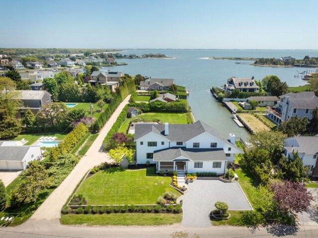 Middle Pond Rd, Southampton, Home For Sale