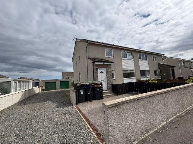Middle Park, Inverurie AB51, 2 bed flat to rent, £700 pcm | PrimeLocation