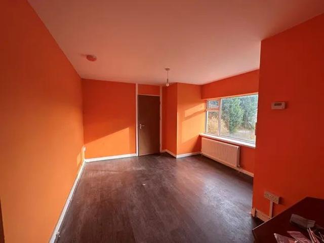 Middle Road, Abertawe, SA5