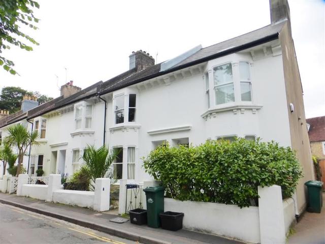 Middle Road, Brighton BN1, 2 bed property to rent, £1,850 pcm | PrimeLocation
