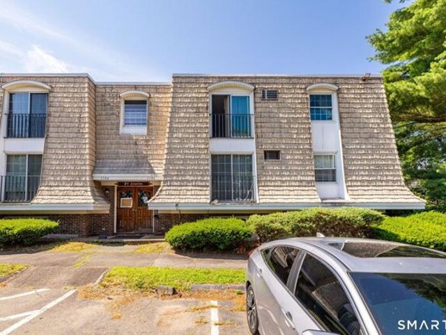 Middle Tpke W Apt B, Manchester, Condo For Sale