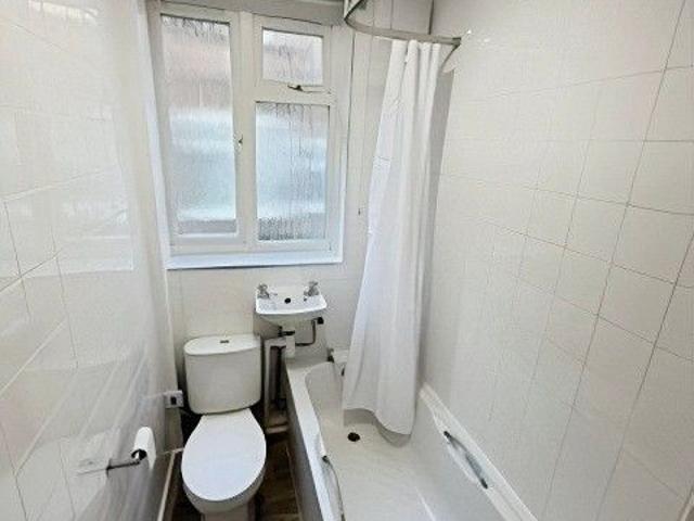 Middleborough Road, Coventry CV1, 2 bed flat to rent, £1,100 pcm | PrimeLocation