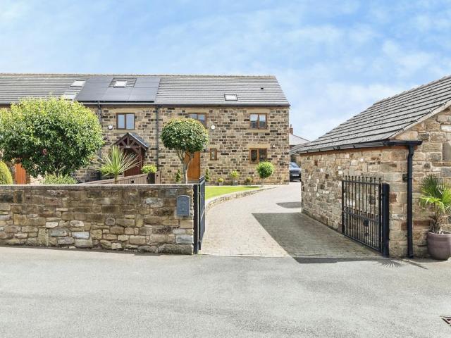 Middlecliff Lane, Little Houghton. 4 bed house to rent £2,000 pcm £462 pw