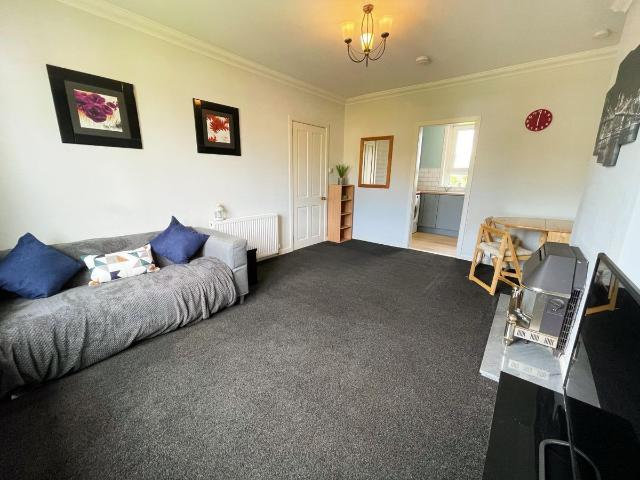 Middlefield Terrace, Aberdeen AB24, 2 bed flat to rent, £700 pcm | PrimeLocation