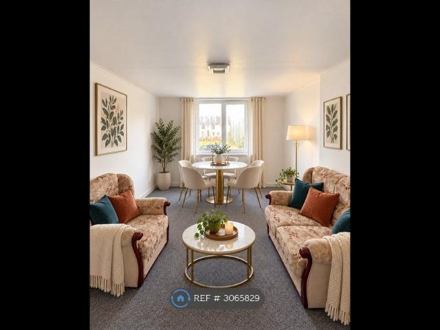 Middlefield Crescent, Aberdeen AB24, 2 bed flat to rent, £725 pcm | PrimeLocation