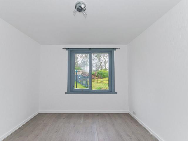 Middlefield Place, Aberdeen AB24, 2 bed flat to rent, £650 pcm | PrimeLocation