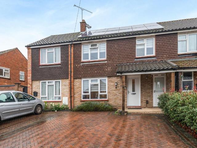 Middlemoor Road, Frimley, Camberley GU16, 3 bed terraced house to rent, £1,850 pcm | PrimeLocation