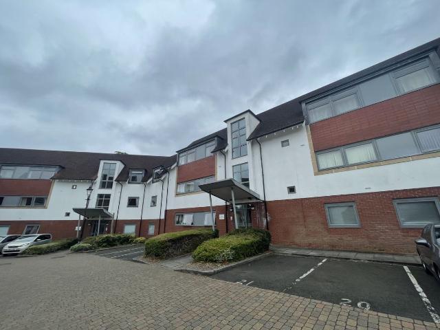 Middlepark Drive, Northfield, Birmingham, West Midlands B31, 2 bed flat to rent, £975 pcm | PrimeLocation