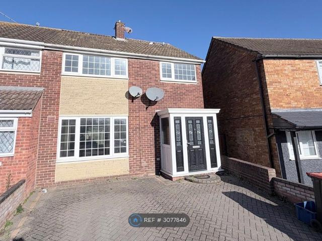 Middlesex Drive, Milton Keynes MK3, 3 bed semi detached house to rent, £1,550 pcm | PrimeLocation