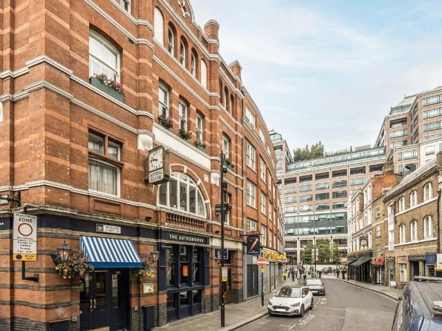 Middlesex Street, Liverpool Street E1, 1 bed flat to rent, £2,300 pcm | PrimeLocation