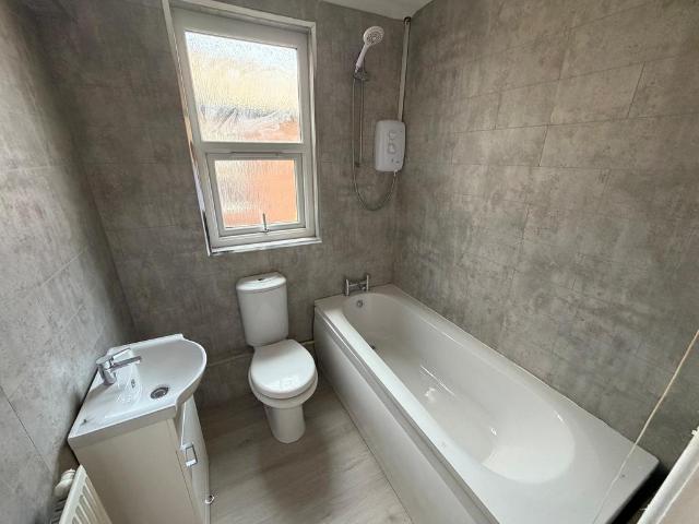 Middlesex Road, BOOTLE 3 bed terraced house to rent £1,075 pcm £248 pw