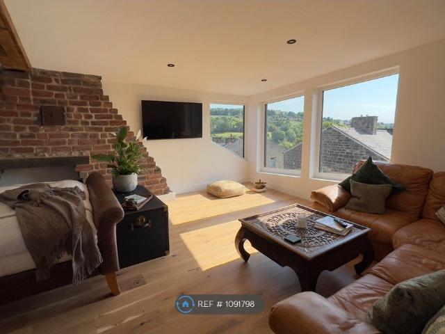 Midgley St, Colne BB8, 3 bed terraced house to rent, £975 pcm | PrimeLocation