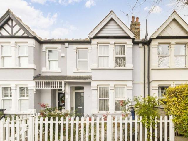 Midhurst Road, London W13 4 bed house to rent £3,500 pcm £808 pw