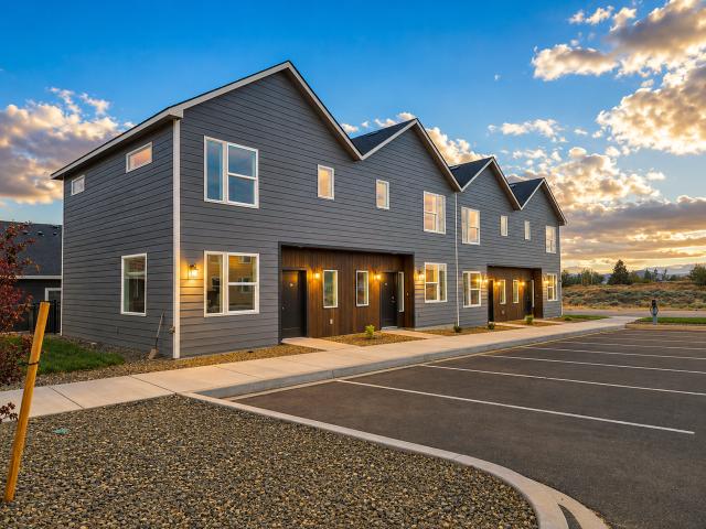 Midland Meadows 2 Bedroom Home for Rent at 5705 Midland Ln, Pasco, WA 99301