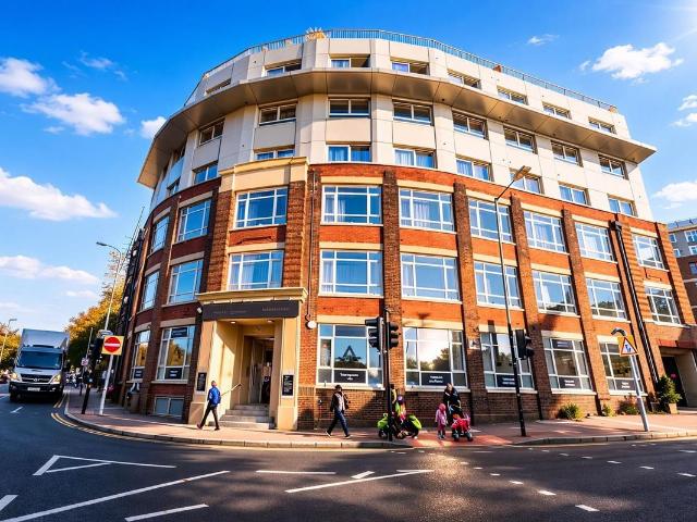 Midland Road, Luton LU2, 1 bed flat to rent, £950 pcm | PrimeLocation