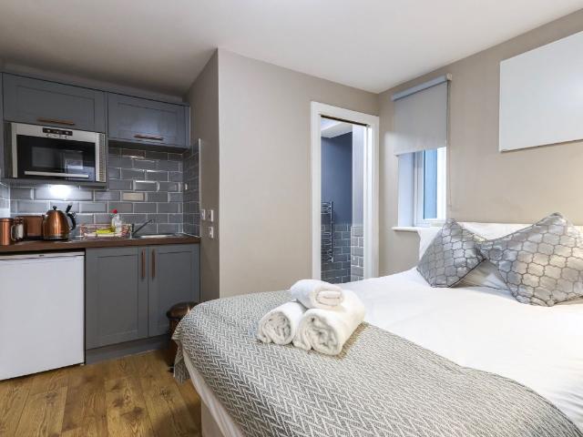Midland Road, St. Philips, Bristol BS2, Studio to rent, £1,600 pcm | PrimeLocation