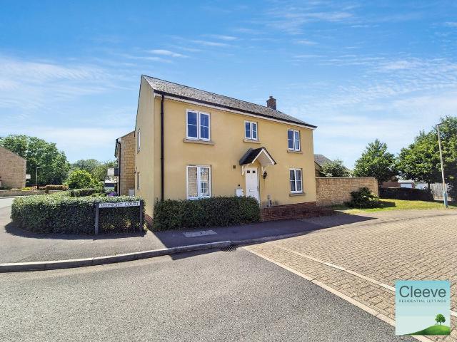 Midnight Court, Prestbury, Cheltenham GL52, 4 bed detached house to rent, £2,000 pcm | PrimeLocation