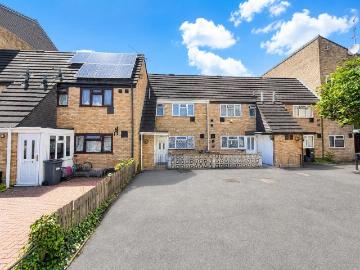 Midsummer Avenue, Hounslow TW4, 3 bed terraced house to rent, £2,200 pcm | PrimeLocation