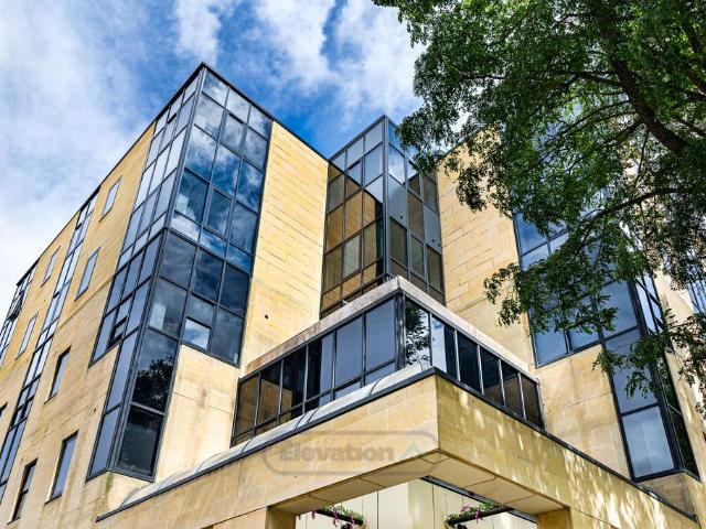 Midsummer Boulevard, Tempus House, MK9 1 bed flat to rent £1,245 pcm £287 pw