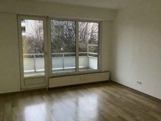 Miet mich ansprechende 2 Zimmer Wohnung im Erdgeschoss