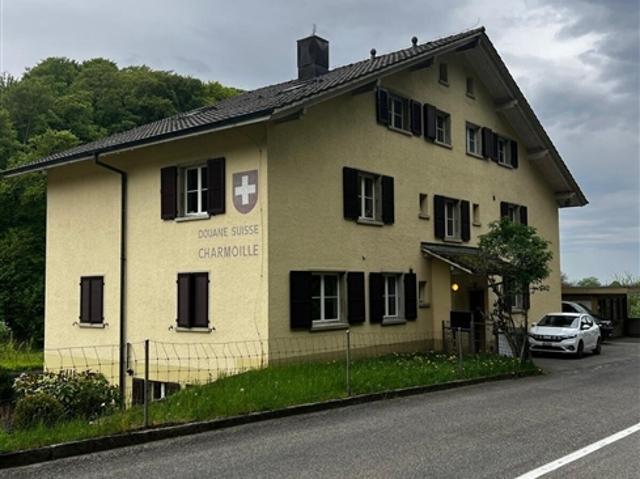 Mietgebäude mit 4 Wohnungen zum Verkauf in Charmoille