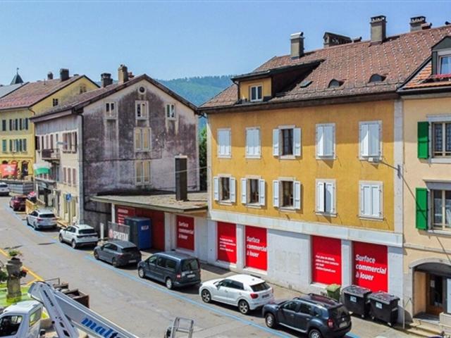 Eigentumswohnanlage mit 4 Wohnungen und einem Gewerbe Im Herzen von Ste Croix