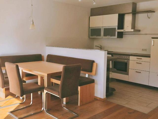 Miete 3 Zimmer Erdgeschoßwohnung mit Terrasse