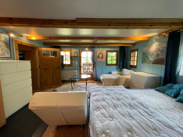 Miete – charmantes Studio mit 64 m²