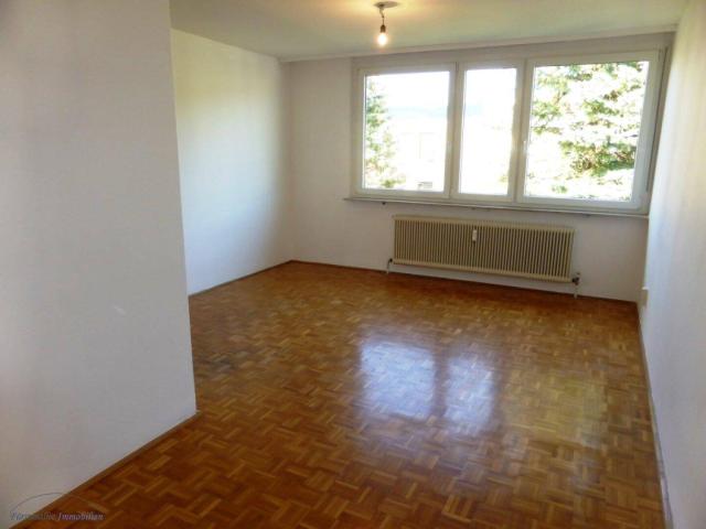 MIETE HERRNAU: Fischer v. Erlach Straße Nähe NAWI und UNIPARK: Ruhiges 32 m² 1 Raum Apartment mit separater Küche