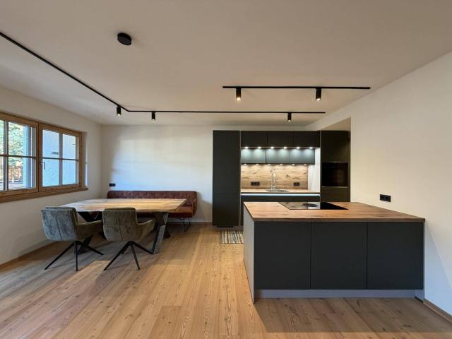 Miete: Neubau Maisonette Wohnung