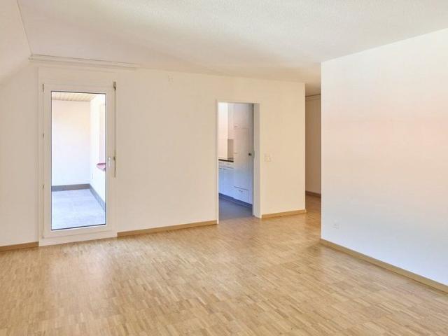 MIETEN OHNE KAUTION neu sanfte sanierte Dachwohnung